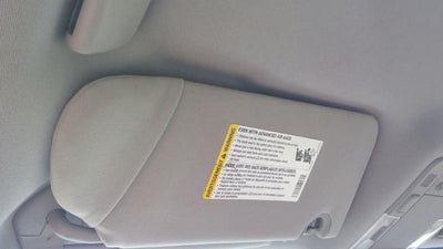 2007 Cadillac DTS Sun Visor