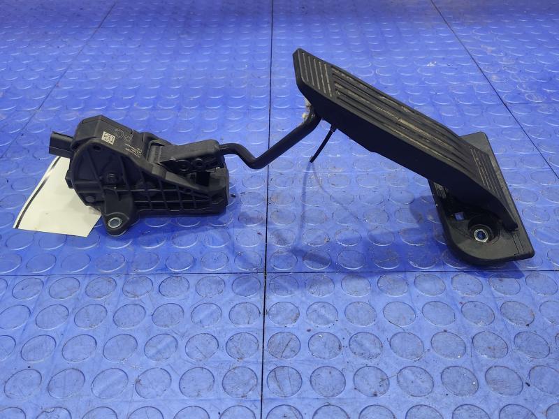 2019-2021 Toyota RAV4 Accelerator Pedal Assembly Genuine OEM Part 78110-06060