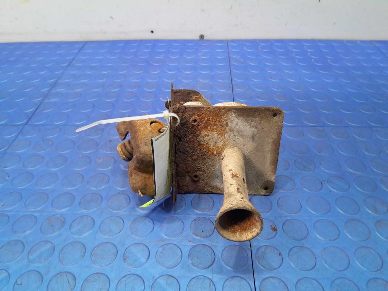 2001-2005 Ford Explorer Sport Trac Spare Tire Hanger Hoist Assembly OEM 1L5Z1A480AA