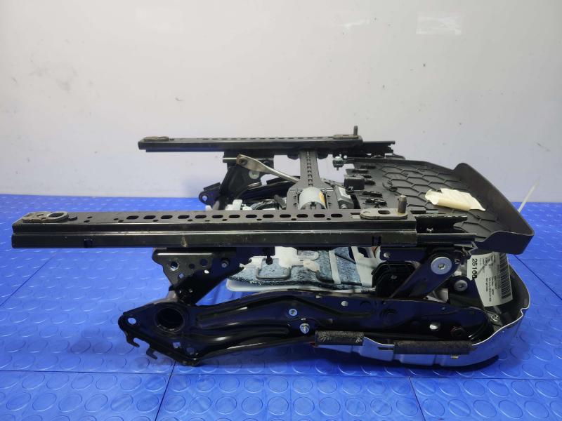 2017 Jaguar XE Seat Track