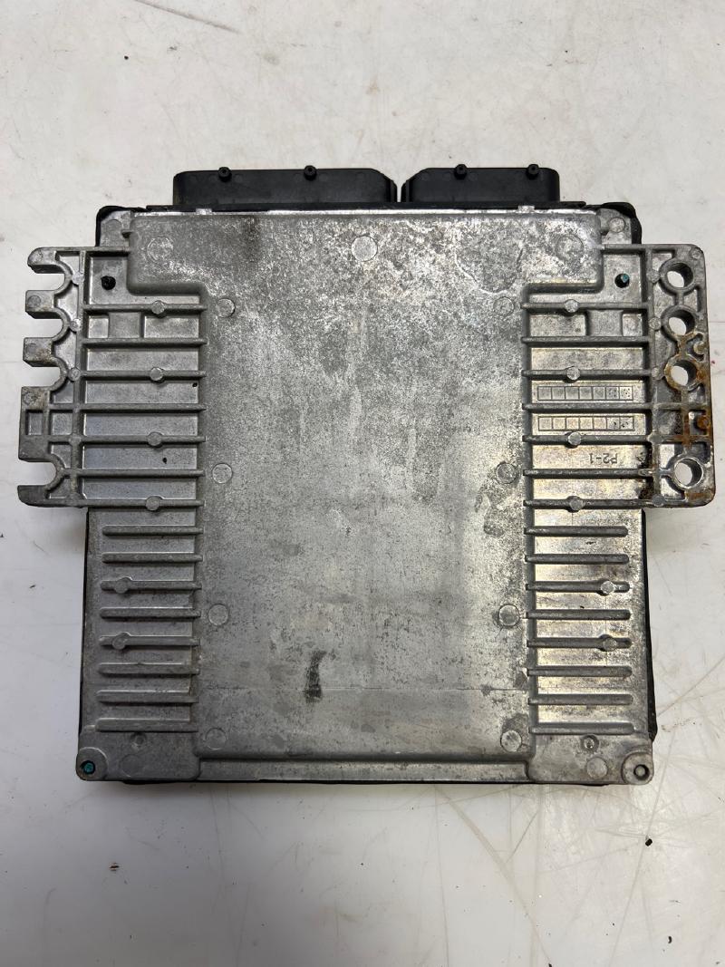 2004 Nissan Armada Engine/Motor Brain Box