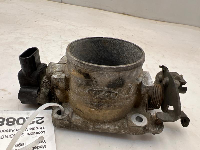 1999 Ford F-250 Super Duty Throttle Body/Valve Assy
