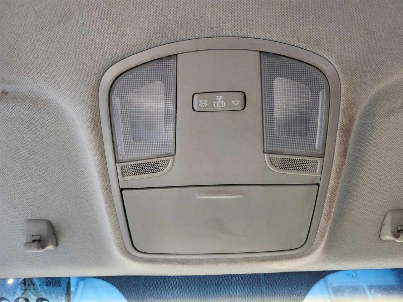 2020 Kia Rio Front Console