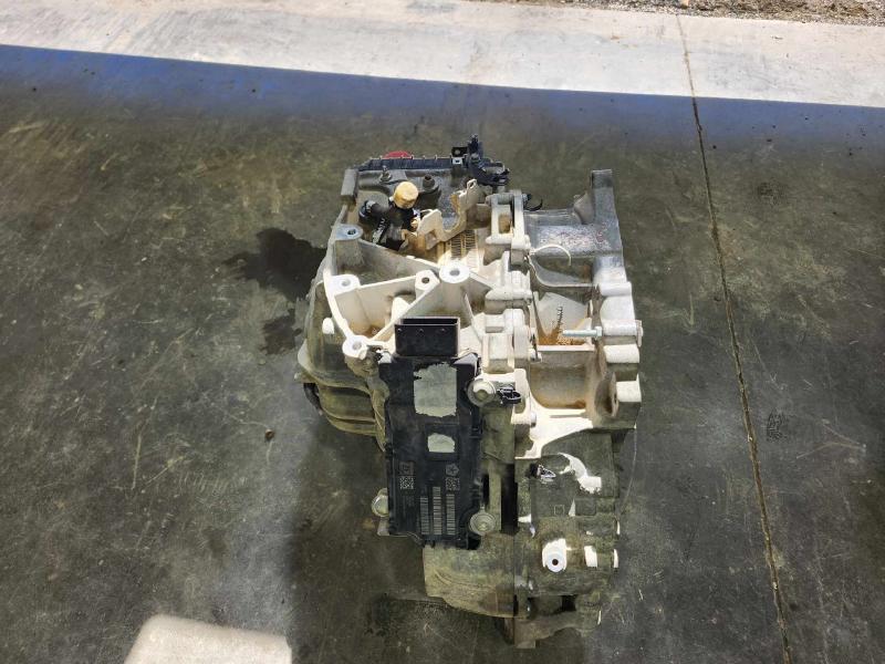 2016 Chrysler 200 Transmission Assy.