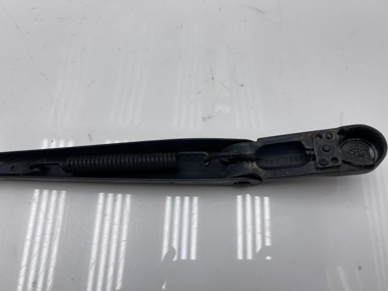 2004 Lincoln Aviator Wiper Arm