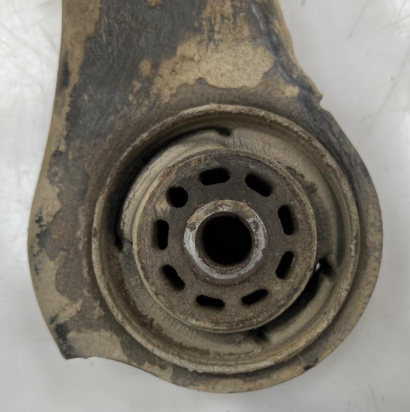 2013 Chrysler Town & Country Lower Control Arm Front