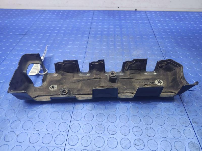 2016 Chevrolet Silverado 1500 Engine Cover