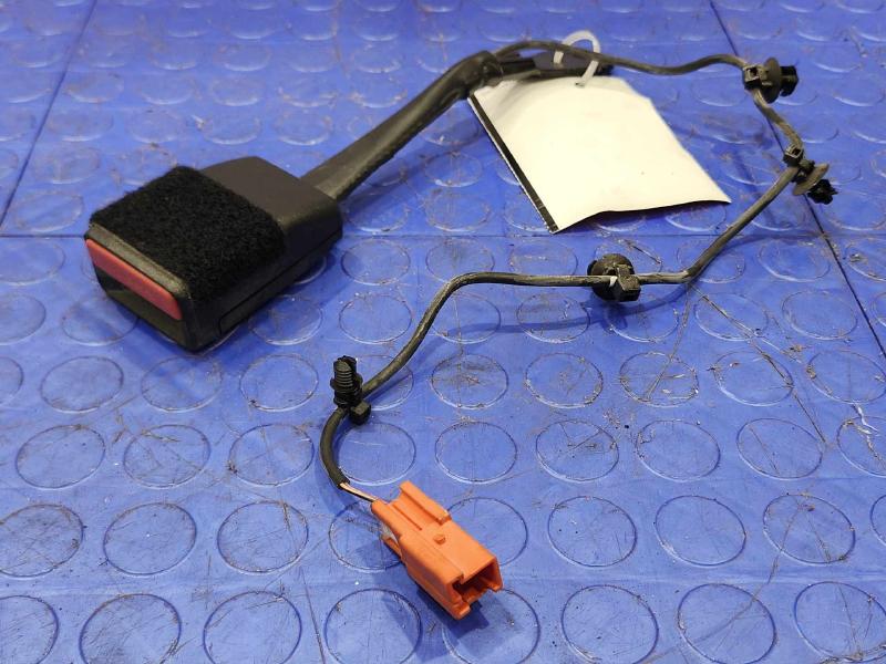 2019 Jaguar F-Pace Front Seat Belt