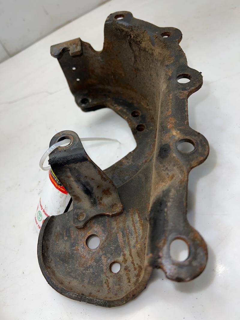 1989 Chevrolet Silverado 1500 A/C Compressor Bracket