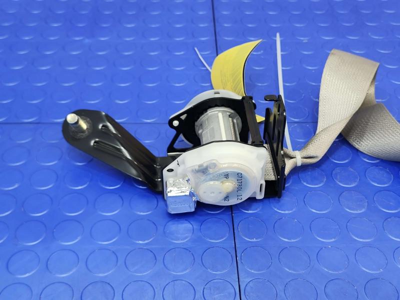 2014 Acura RLX Rear Seat Belt