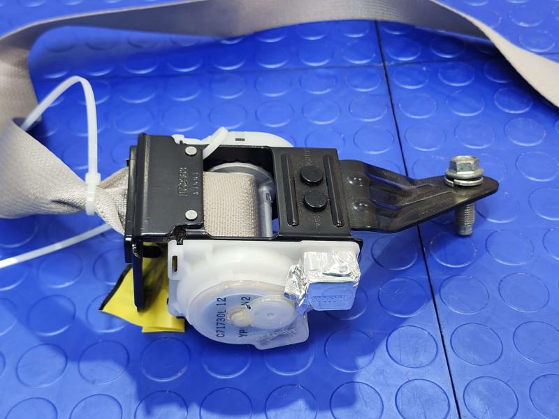2014 Acura RLX Rear Seat Belt