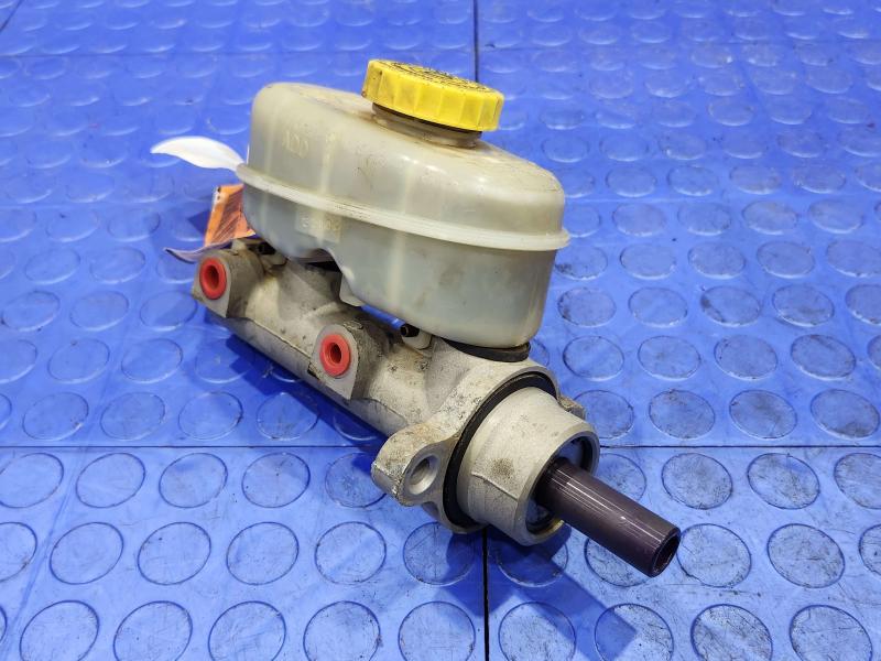 1997-2006 Jeep Wrangler TJ Brake Master Cylinder Assembly Genuine OEM 04798157