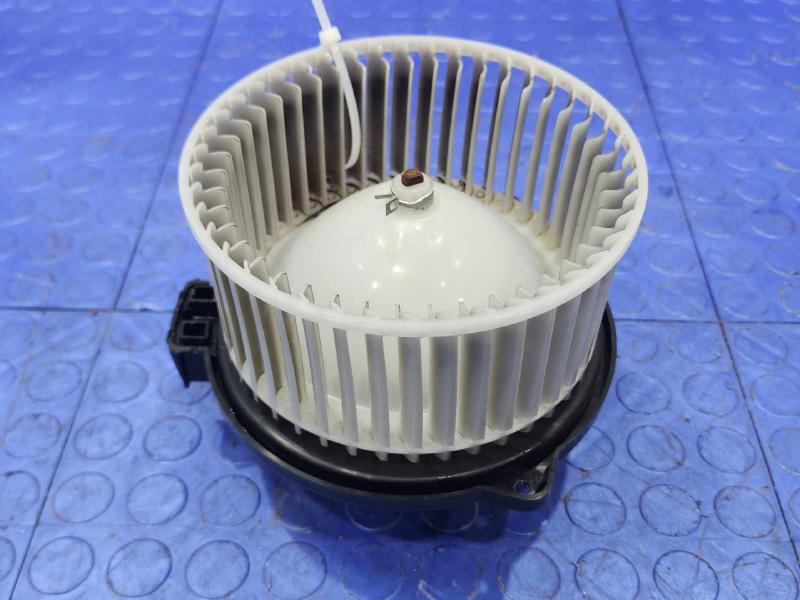 2015 Subaru Forester Blower Motor