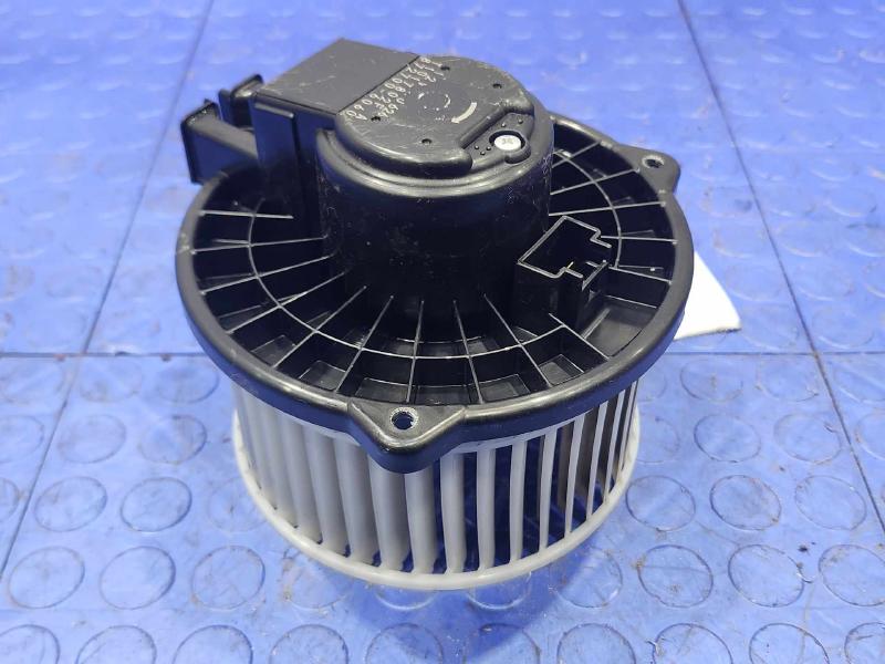 2015 Subaru Forester Blower Motor