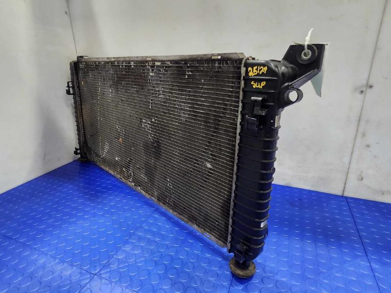 2014 Chevrolet Silverado 1500 Radiator
