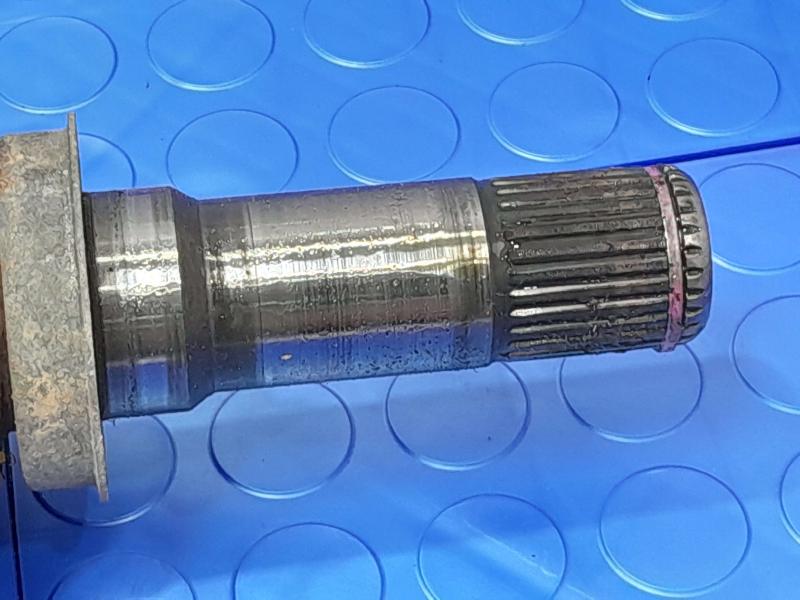2010 Chevrolet Camaro Axle Shaft
