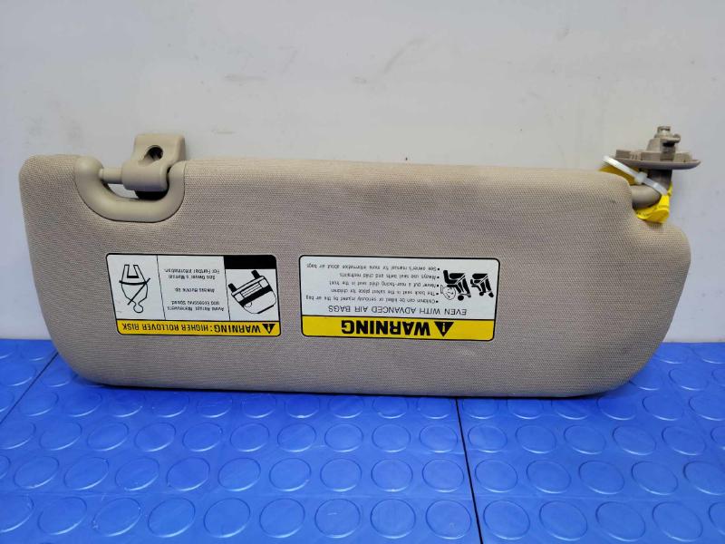 2013 Hyundai Santa Fe Sun Visor