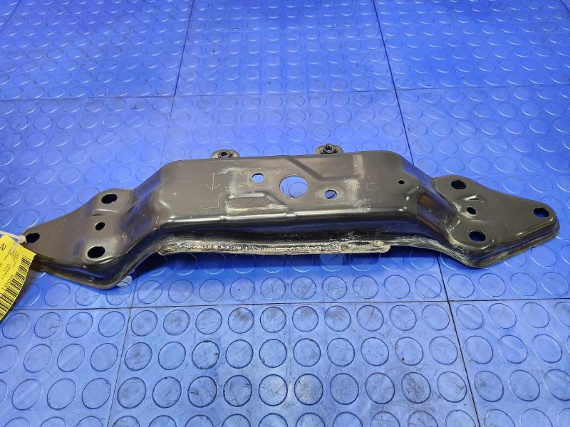 2015-2019 Subaru Outback 2.5L CVT Transmission Crossmember OEM 41011AL010