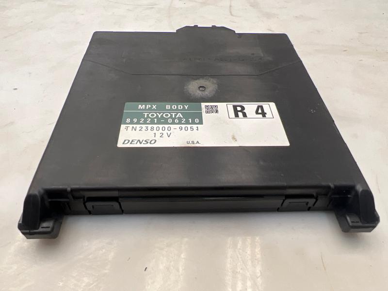 2013 2014 Toyota Camry Multiplex Network Module MPX Body OEM 89221-06210
