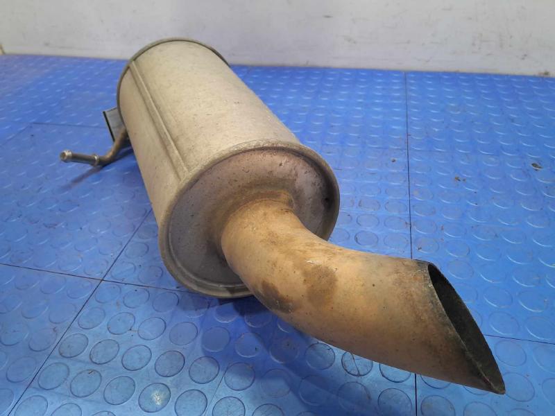 2015 Chevrolet Tahoe Muffler