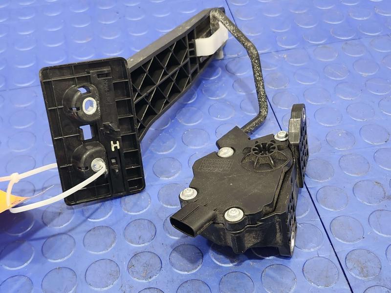 2014 Lexus IS 250 Pedal Assembly