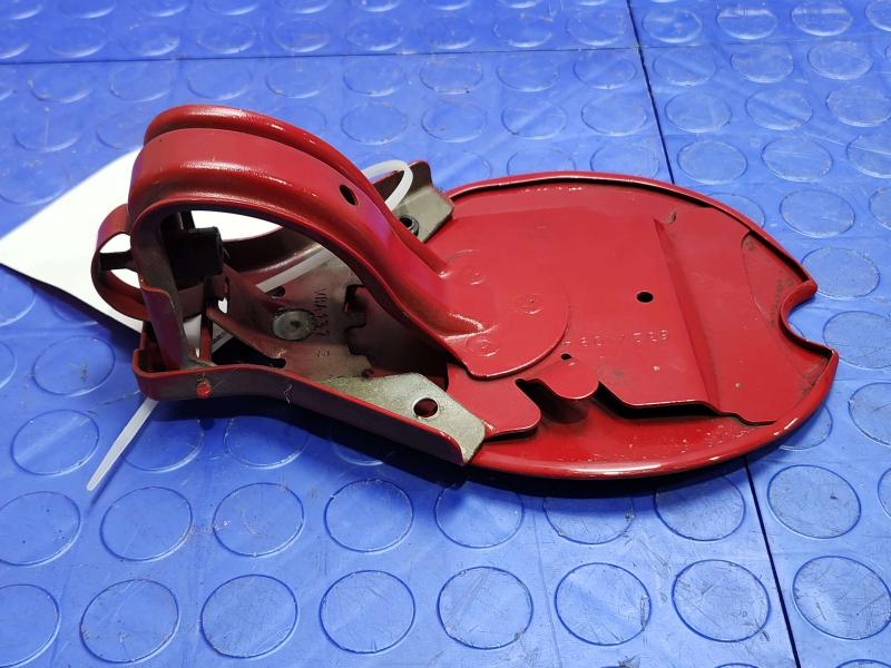 2007 Pontiac Solstice Fuel Tank Door
