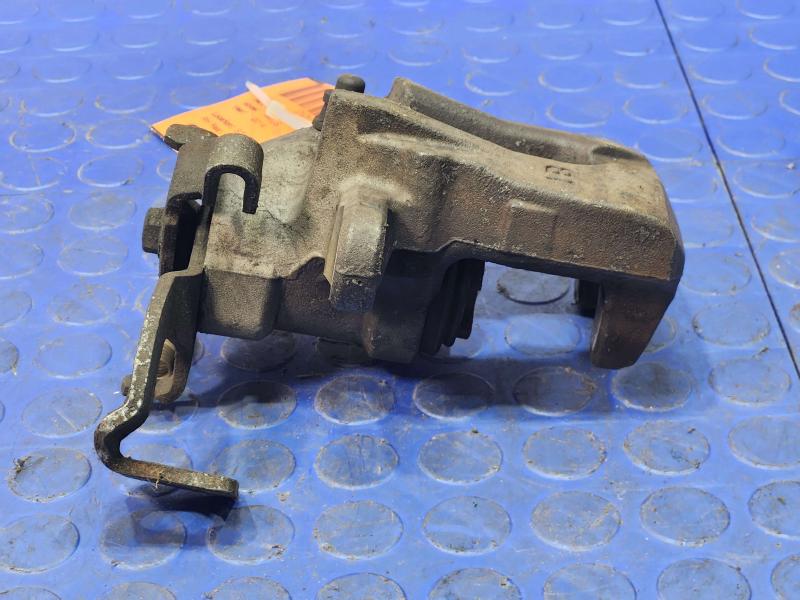 2014 Toyota Prius Caliper