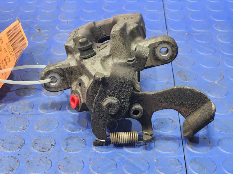 2014 Toyota Prius Caliper