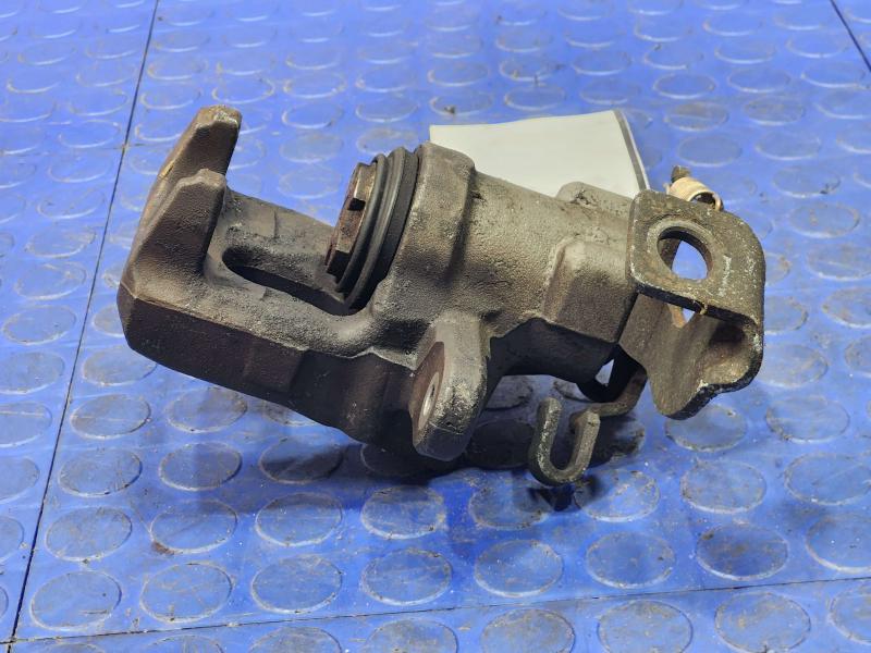 2014 Toyota Prius Caliper