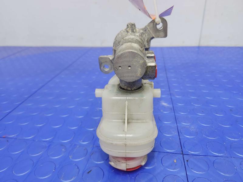 2020 Subaru Forester Master Cylinder