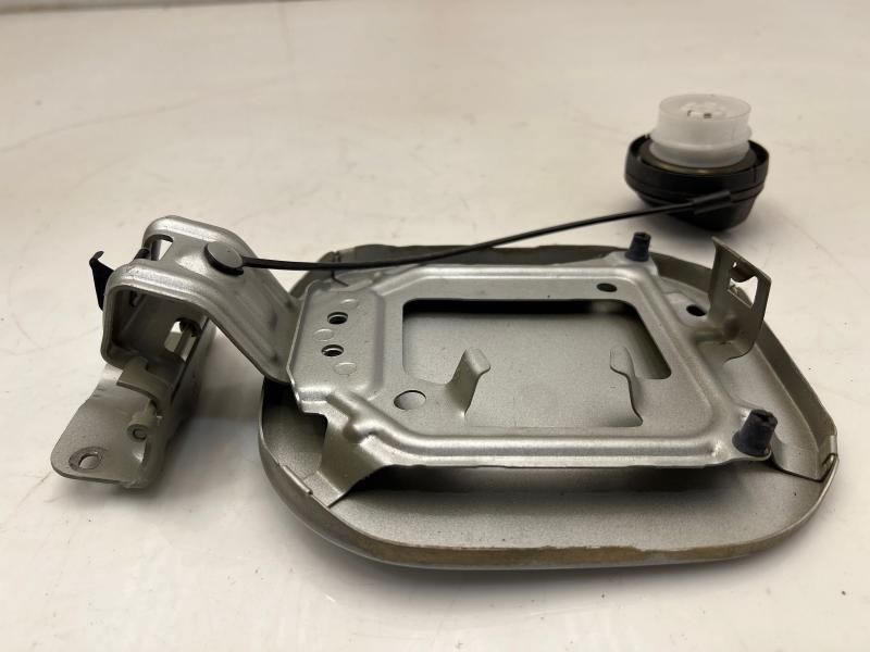 2013 - 2019 Nissan Sentra Fuel Filler Door Gas Flap Silver K23 OEM G88309ANMA