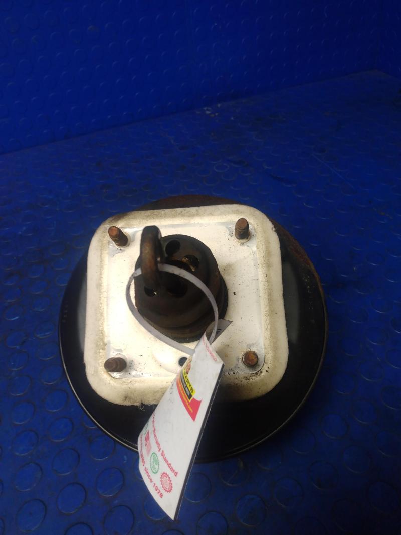 1995 - 1998 Jeep Grand Cherokee Power Brake Booster OEM 04761786