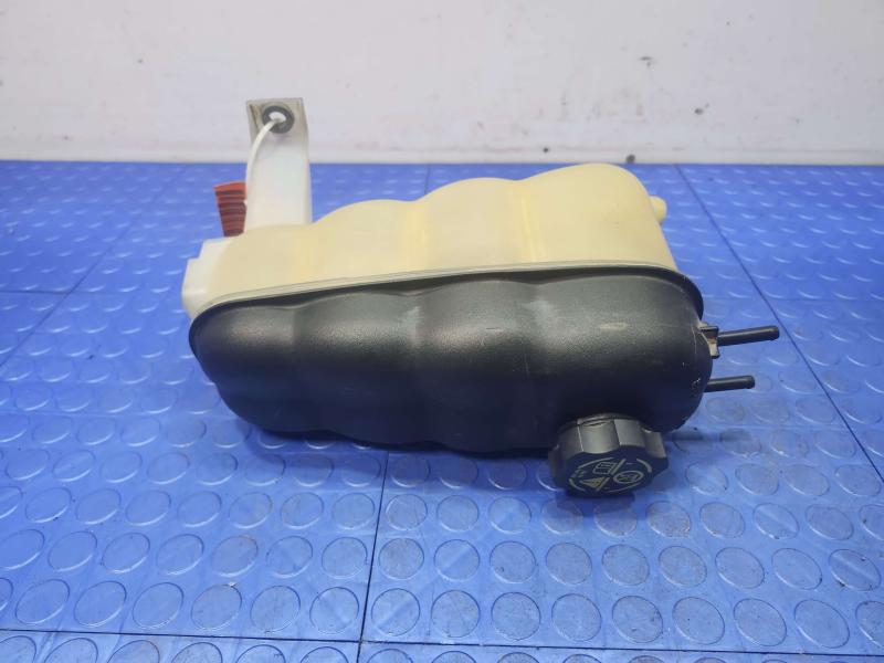 2016 Chevrolet Silverado 1500 Coolant Recovery Bottle