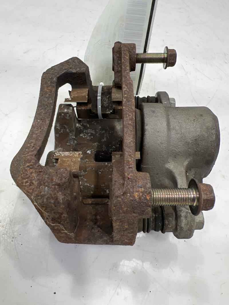 2014 Subaru Forester Caliper