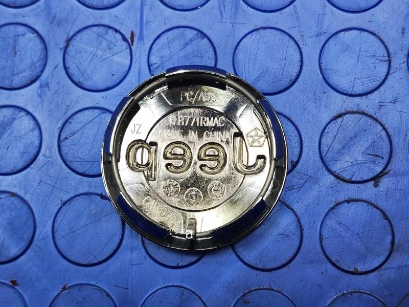 2018 Jeep Compass Center Cap