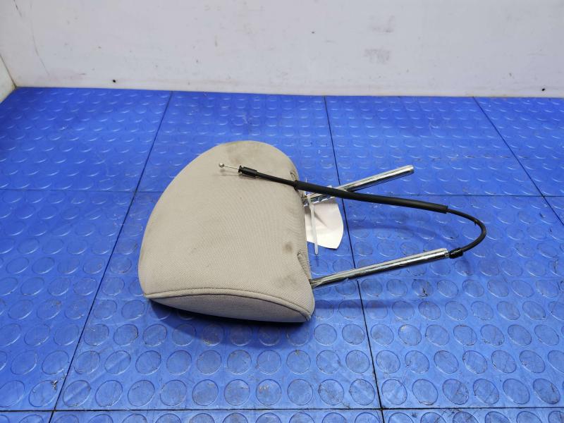 2016 Kia Sedona Headrest