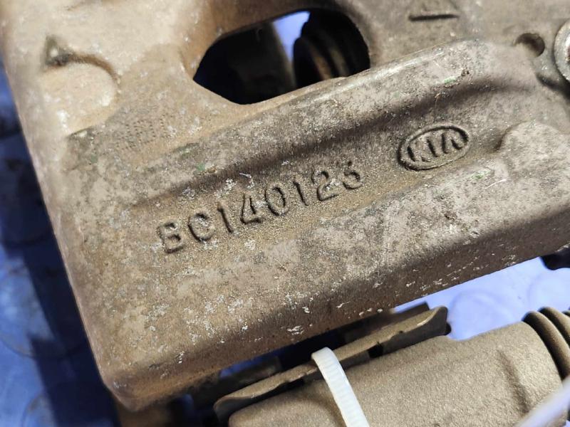2015 Hyundai Santa Fe Caliper