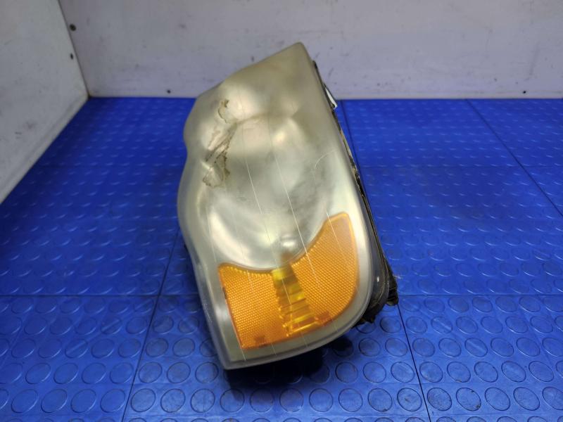 2002 Dodge Ram 1500 Headlamp Assembly