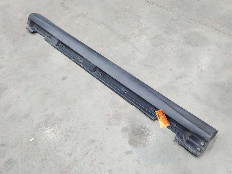 2005 Lexus RX 330 Rocker Moulding
