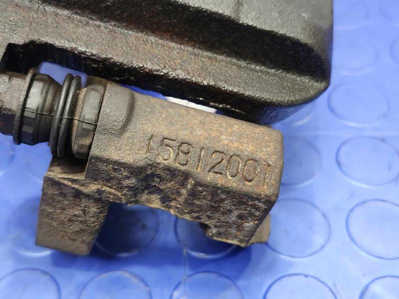 2009 Volkswagen Routan Caliper