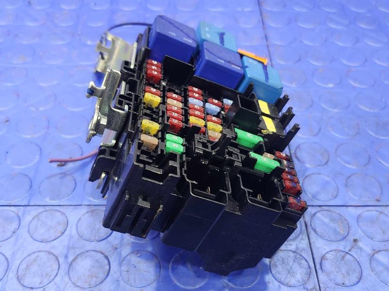 2021 Nissan Sentra Cabin Fuse Box