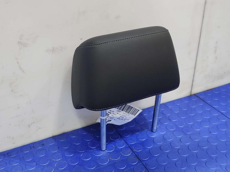 2020 Volkswagen Passat Headrest