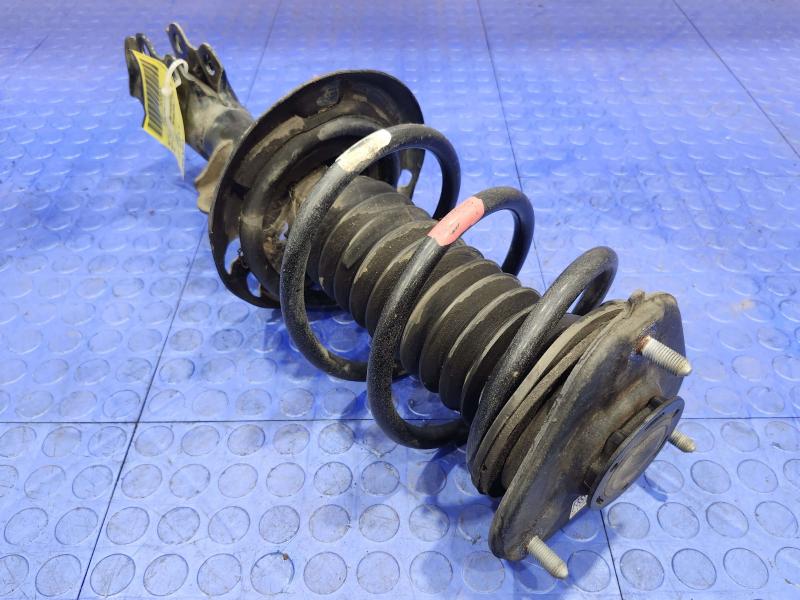 2017 Toyota Prius Strut Assembly