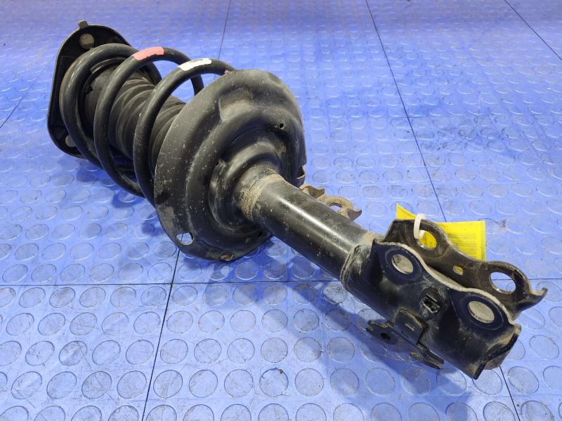 2017 Toyota Prius Strut Assembly