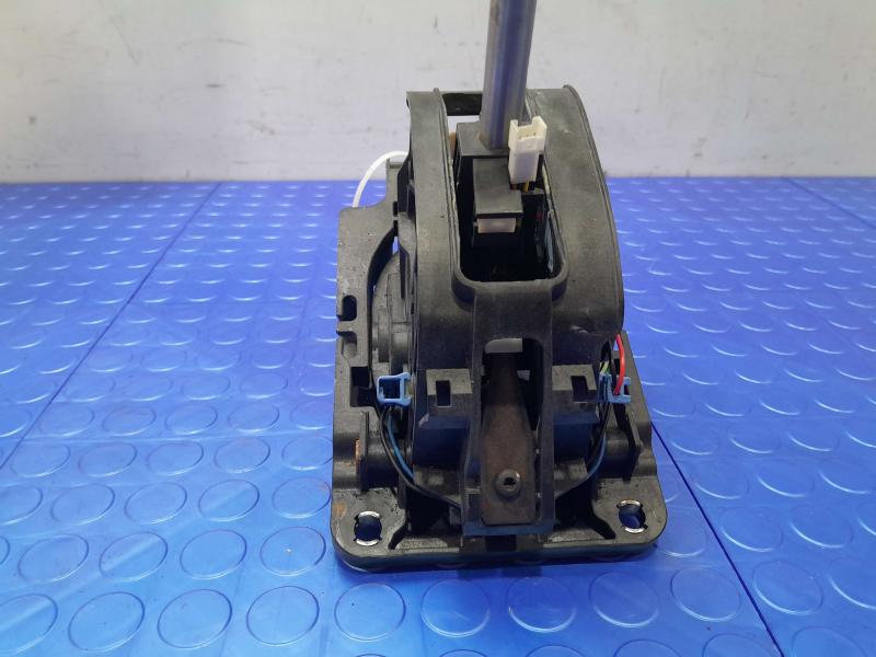 2013-2016 Ford Fusion Automatic Gear Shifter Assembly Genuine OEM DG9Z7210NB