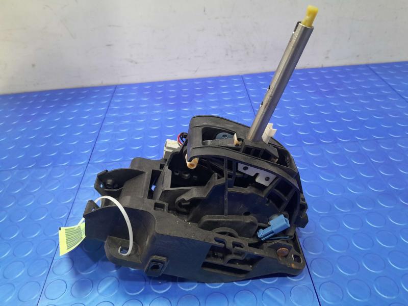 2013-2016 Ford Fusion Automatic Gear Shifter Assembly Genuine OEM DG9Z7210NB