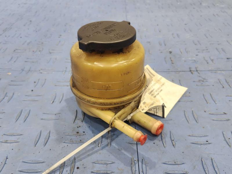 2002 Toyota Camry Power Steering Reservoir