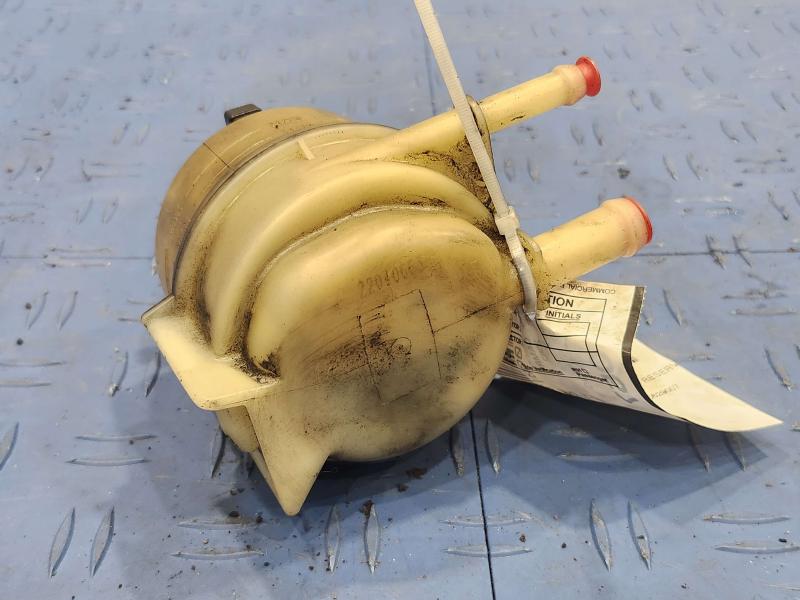 2002 Toyota Camry Power Steering Reservoir