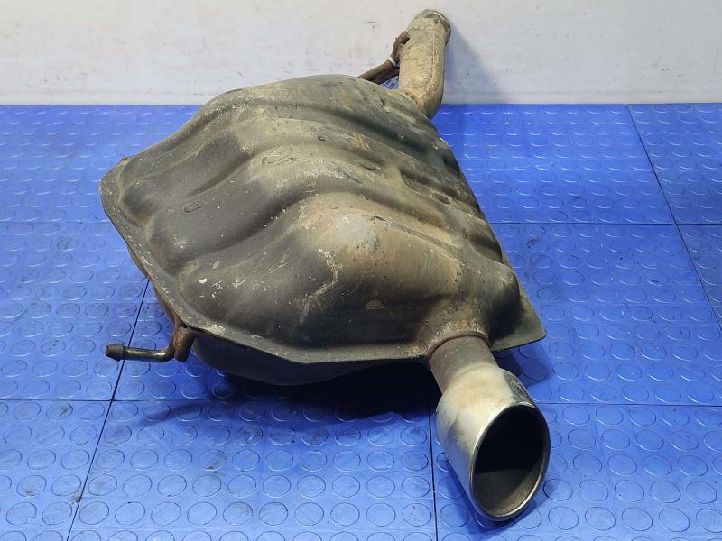 2013 Dodge Durango Muffler