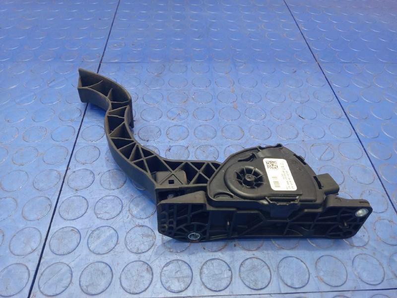 2012-2018 Ford Focus Accelerator Pedal Assembly Genuine OEM Part BV61-9F836-AB